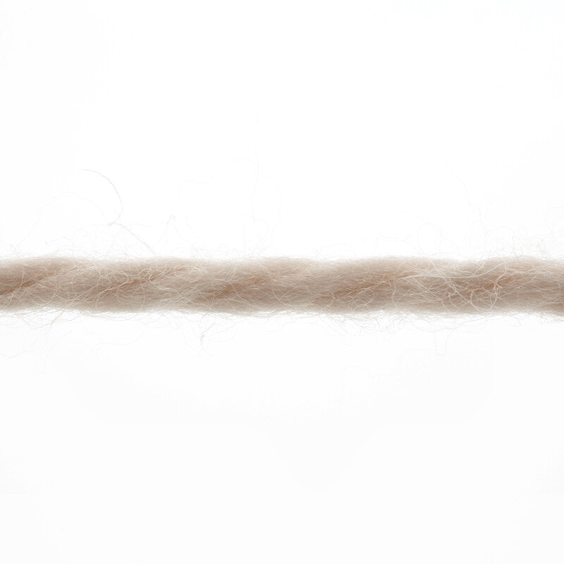 Lang Yarns Glory – 50g / 70m – Limestone (0002) – yarn texture