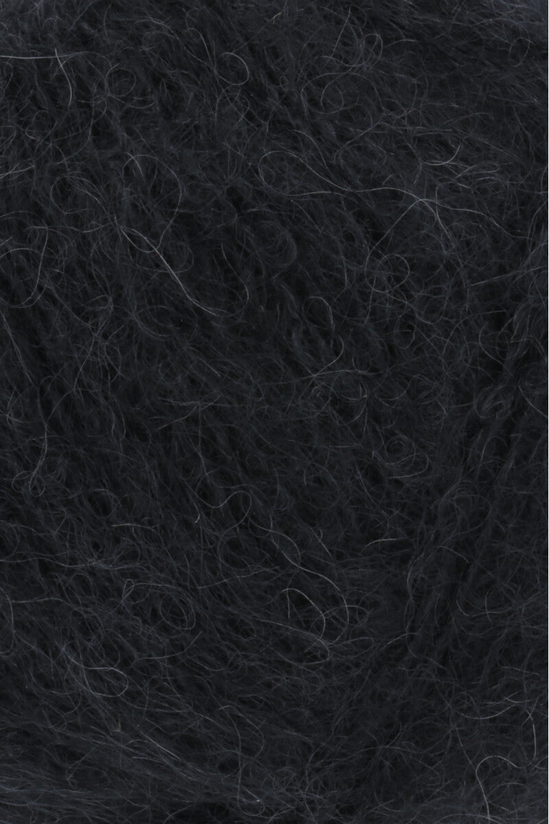 Lang Yarns Suri Alpaca – 25g / 100m – Black (0004) – detail