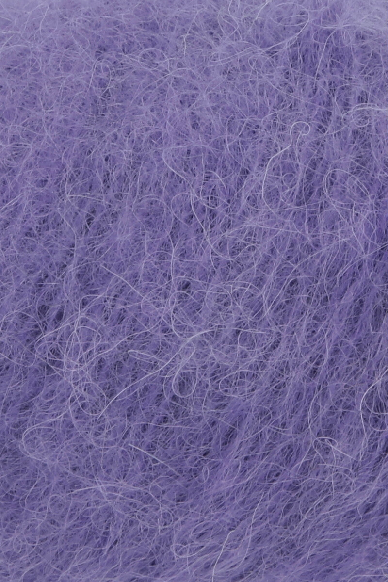 Lang Yarns Suri Alpaca – 25g / 100m – Purple (0046) – detail