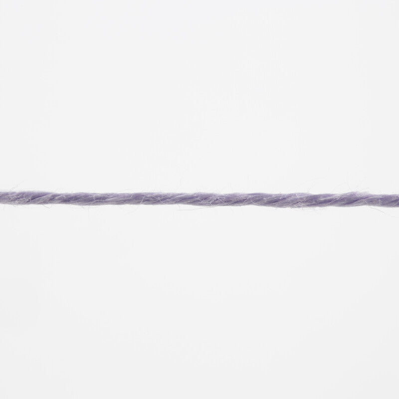 Lang Yarns Crealino – 50g / 165m – Light Lilac (0007) – yarn texture