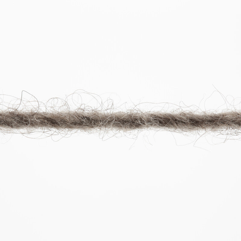 Lang Yarns Yak – 50g / 120m – Camel Mélange (0039) – yarn texture