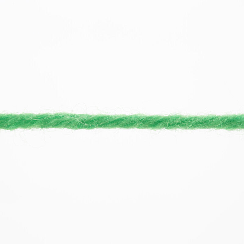 Lang Yarns Poseidon yarn, Light Green, colour 0016, detail photograph