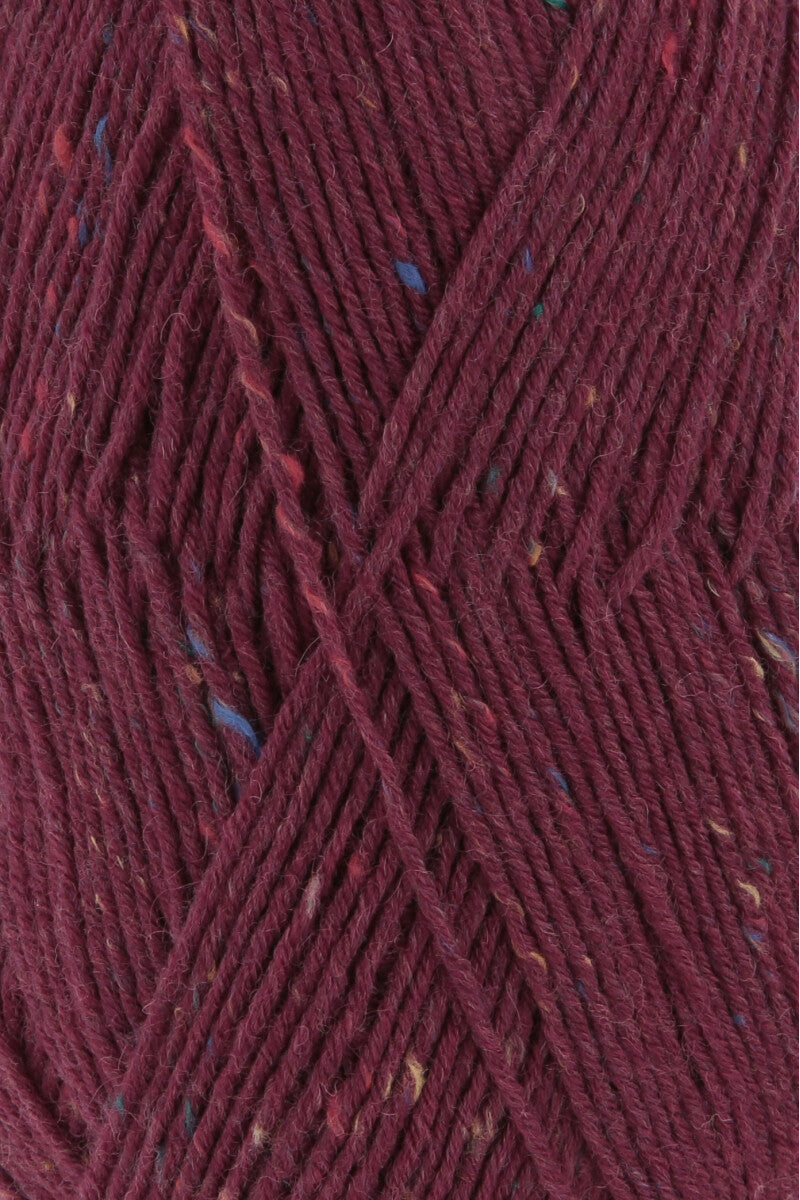 Lang Yarns Super Soxx Tweed 6-ply – 150g / 410m – Berry (0066) – detail