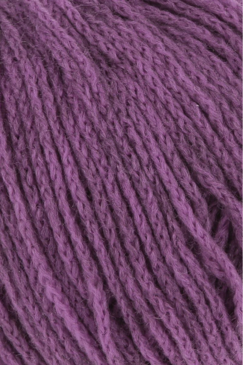 Lang Yarns Nomad – 25g / 125m – Purple (0047) – detail