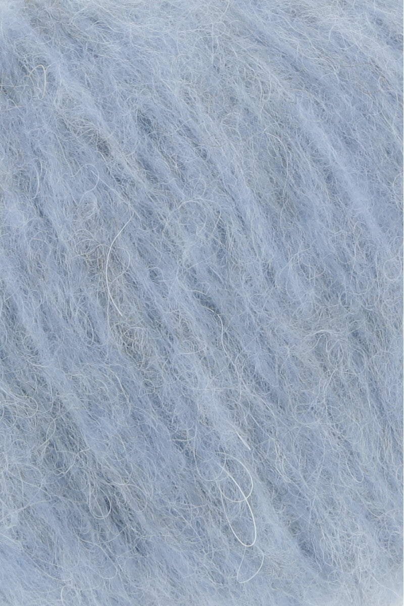 Lang Yarns Baby Lama – 50g / 120m – Light Blue (0021) – detail