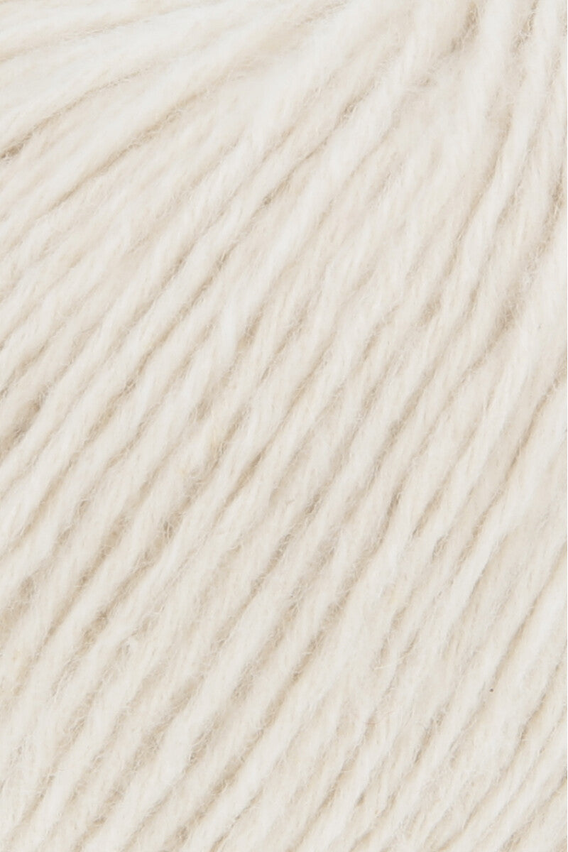 Lang Yarns Whisper – 50g / 125m – Offwhite (0094) – detail