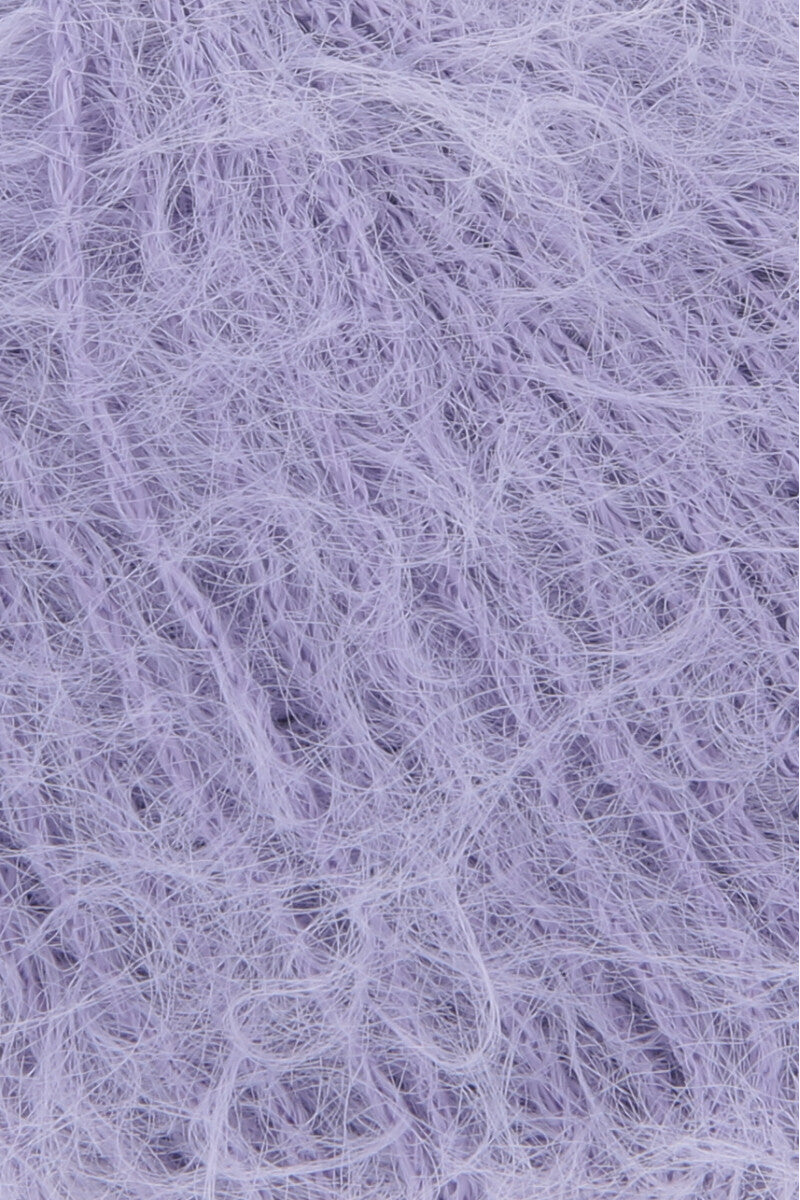 Lang Yarns Fluffy – 50g / 205m – Lavender (0046) – detail