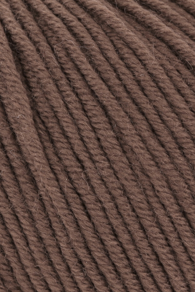 Lang Yarns Merino 120 Yarn, 120m / 50g – Cognac (0176), yarn texture