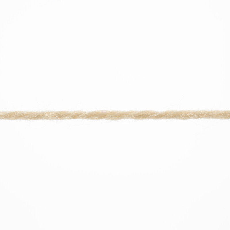 Lang Yarns Merino 200 Bébé Yarn, 203m / 50g – Camel (0339), yarn strand