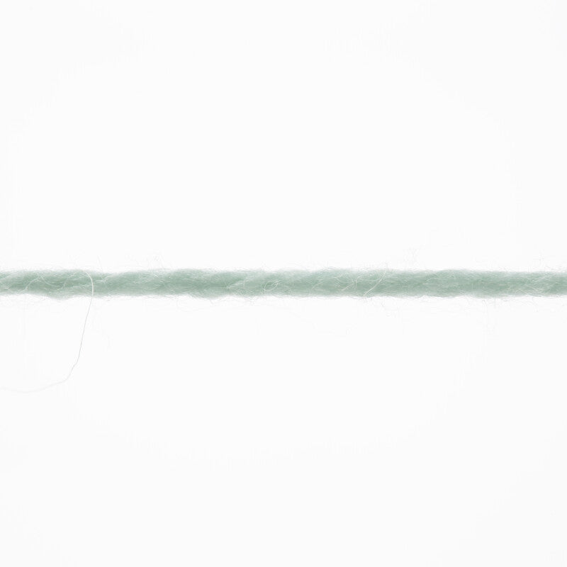 Lang Yarns Merino 200 Bébé Yarn, 203m / 50g – Sage (0392), yarn strand