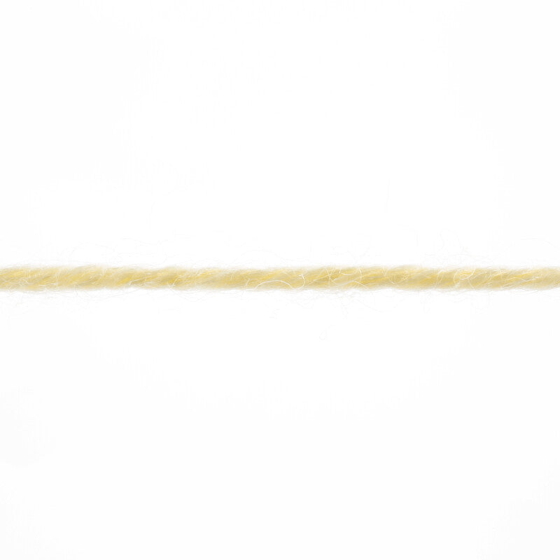 Lang Yarns Atlantis – 50g / 135m – Light Yellow (0013) – yarn texture