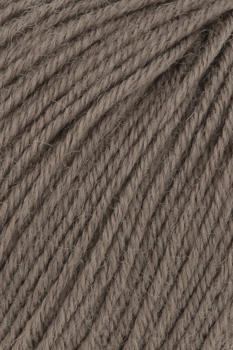 Lang Yarns Atlantis – 50g / 135m – Light Brown (0126) – detail