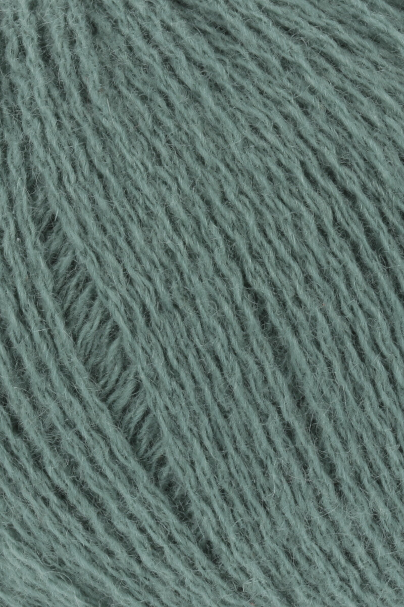 Lang Yarns Cashmere Lace – 25g / 165m – Ivy (0093) – detail
