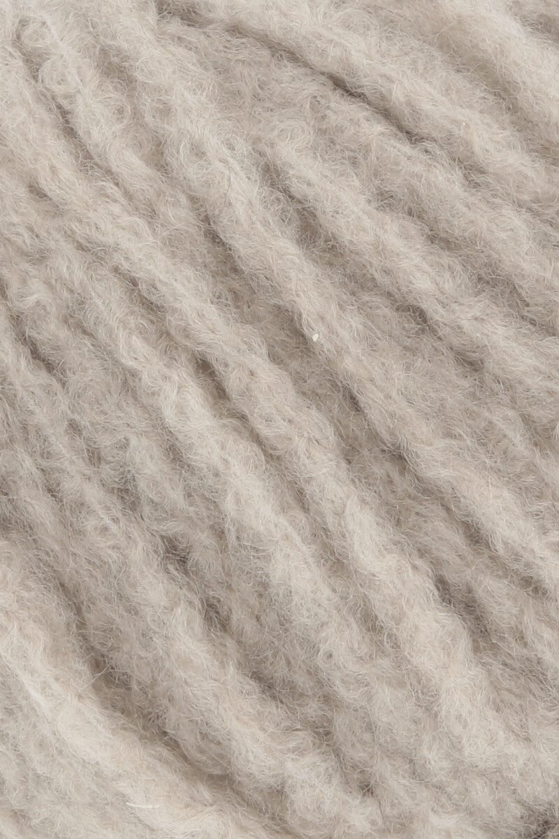 Lang Yarns Cashmere Light – 25g / 85m – Camel (0039) – detail