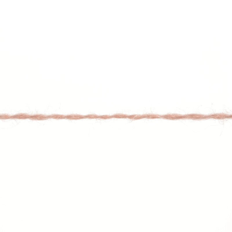 Lang Yarns Cashmere Extra Lace – 25g / 320m – Salmon (0030) – yarn texture