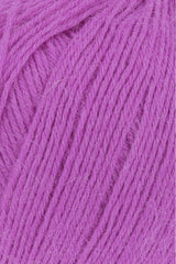Lang Yarns Alpaca Soxx 4-ply Yarn, 390m / 100g – Pink (0085), yarn texture