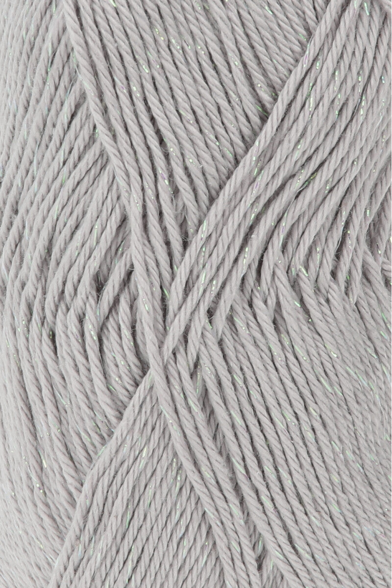 Lang Yarns Quattro Lamé – 50g / 120m – Grey (0024) – detail