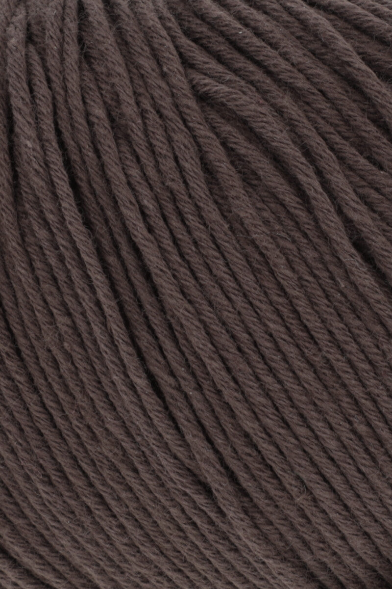 Lang Yarns Baby Cotton – 50g / 180m – Dark Brown (0168) – detail