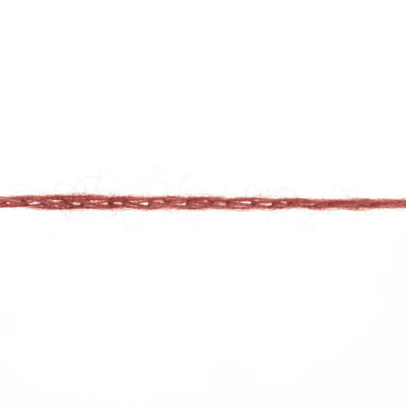 Lang Yarns Vaya – 50g / 200m – Brick (0187) – yarn texture