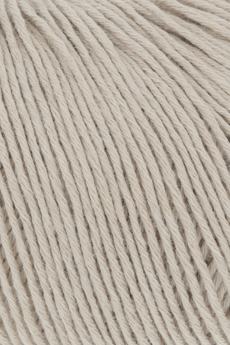 Lang Yarns Baby Cotton Naturally Colored – 50g / 180m – Pale Green (0006) – detail