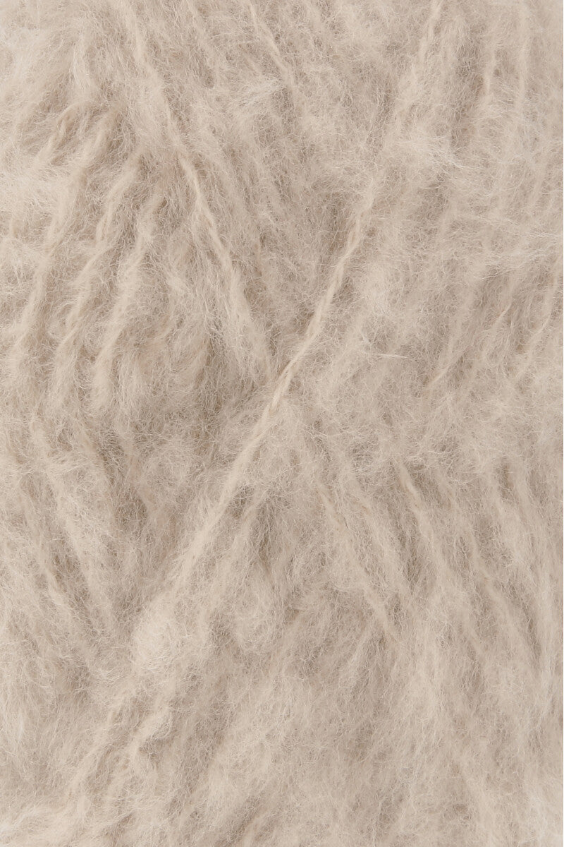 Lang Yarns Avalon – 50g / 82m – Sand (0026) – detail