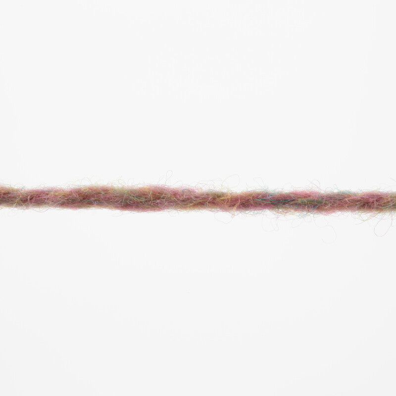 Lang Yarns Donegal Woolen Spun Yarn, 105m / 50g – Rose (0019), yarn strand