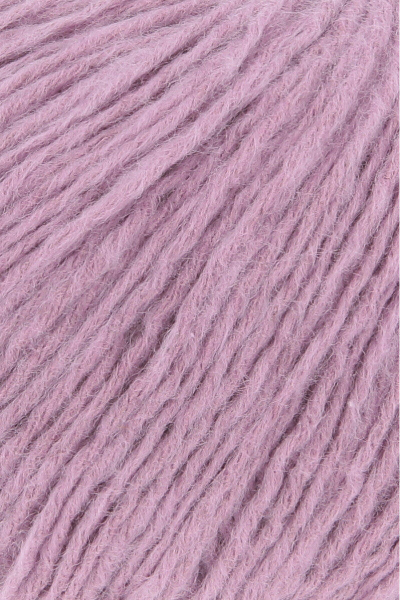 Lang Yarns Whisper – 50g / 125m – Bougainvillea (0145) – detail