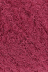 Lang Yarns Velvet – 50g / 170m – Carmine (0061) – detail