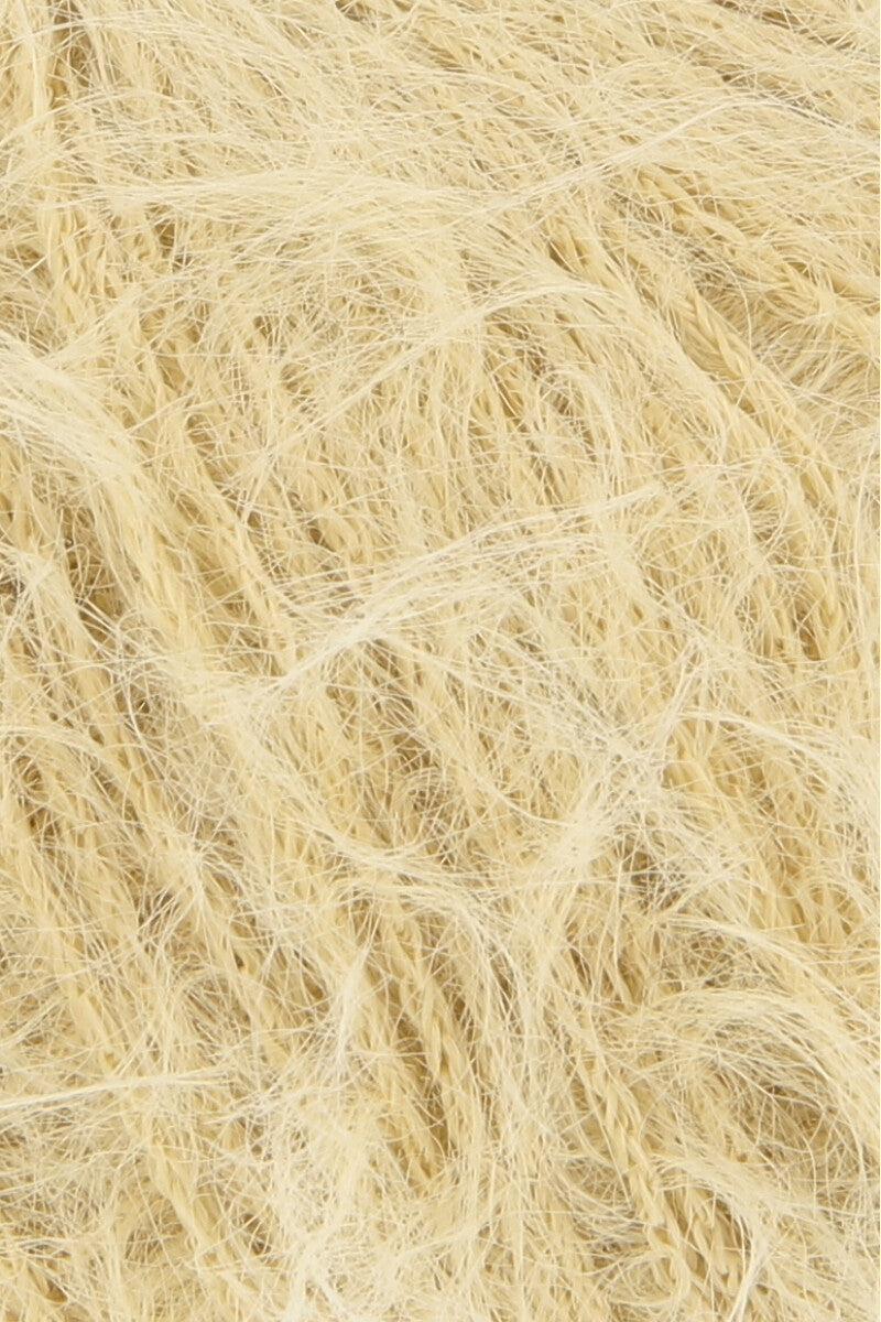 Lang Yarns Fluffy – 50g / 205m – Baby Yellow (0012) – detail