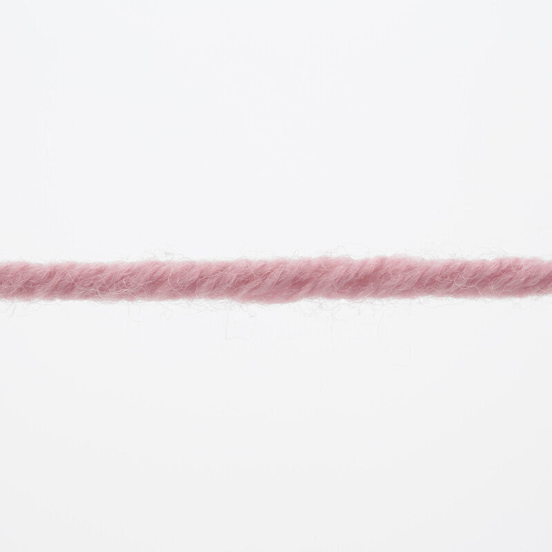 Lang Yarns Merino+ – 50g / 90m – Rosé (0219) – yarn texture