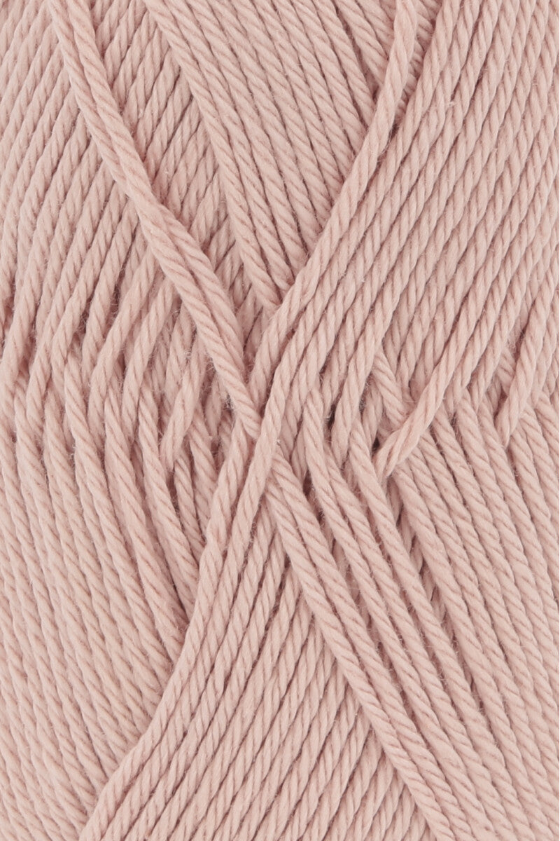 Lang Yarns Quattro – 50g / 120m – Rosé (0019) – detail
