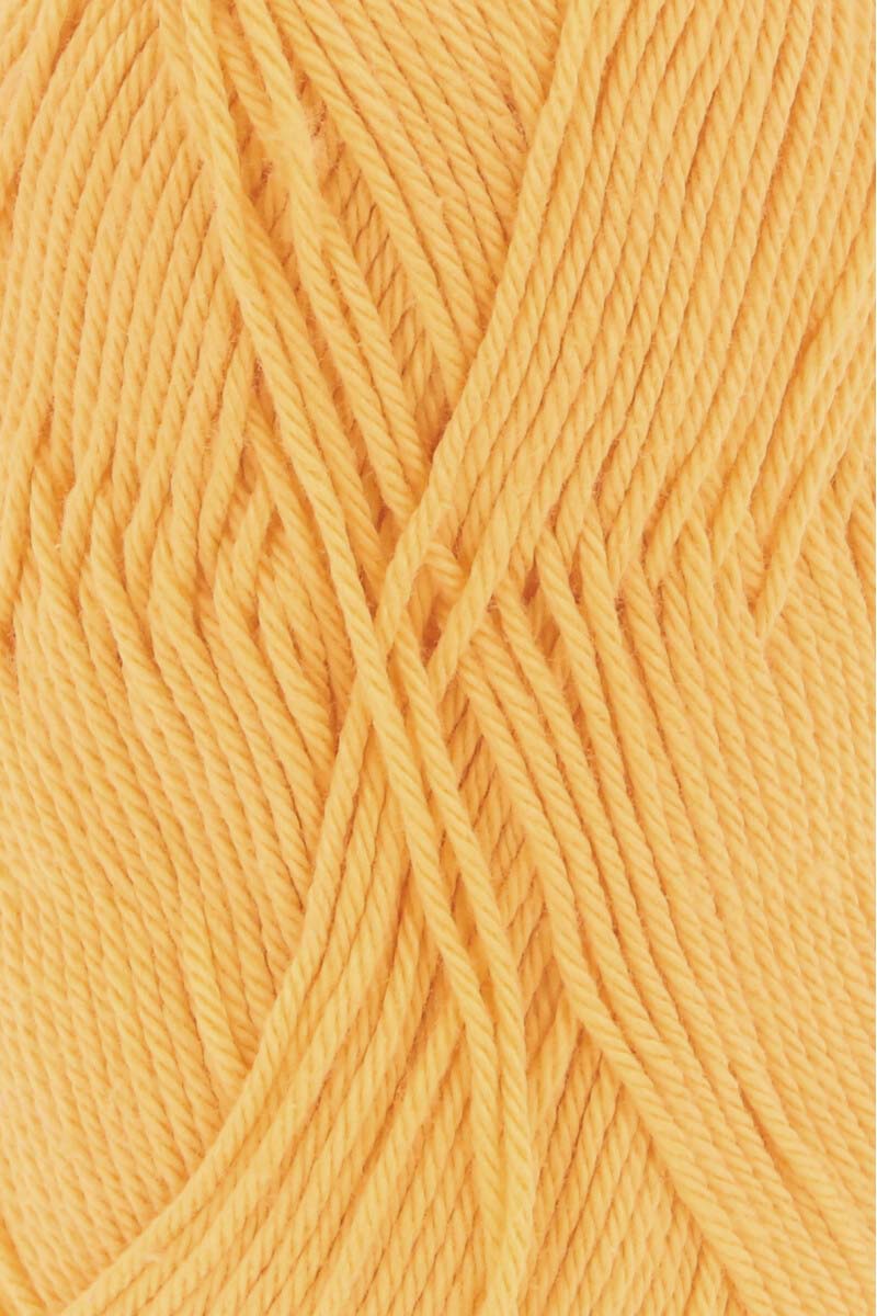 Lang Yarns Quattro – 50g / 120m – Tangarine (0259) – C view