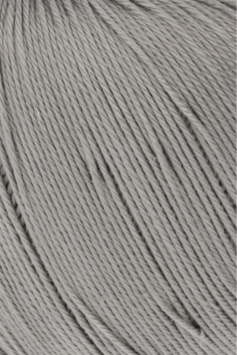 Lang Yarns Schulgarn 10/4 – 100% cotton yarn, 50g/160m – Light Grey (0024) – detail