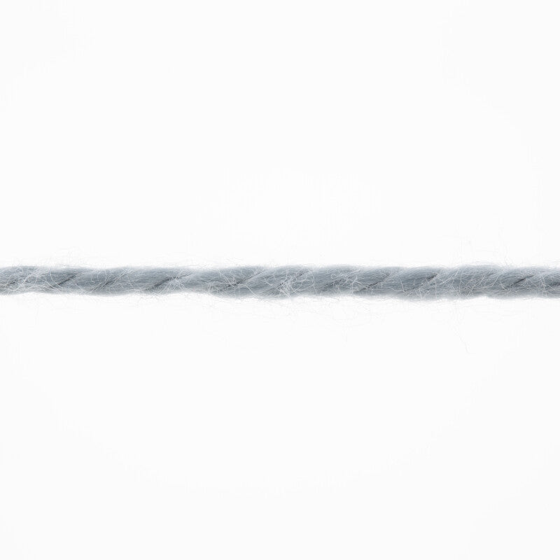 Lang Yarns Tissa – 50g / 80m – Grey (0058) – yarn texture