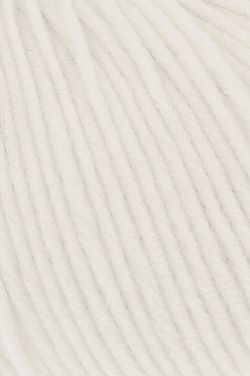Lang Yarns Merino 120 Yarn, 120m / 50g – Offwhite (0002), yarn texture
