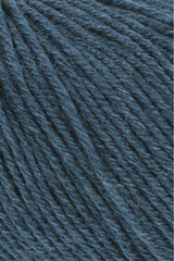 Lang Yarns Atlantis – 50g / 135m – Petrol (0088) – detail