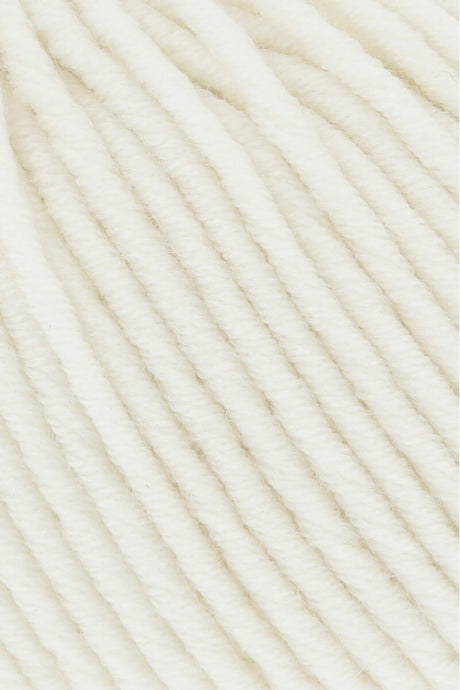Lang Yarns Merino 70 – 50g / 70m – White (0001) – detail