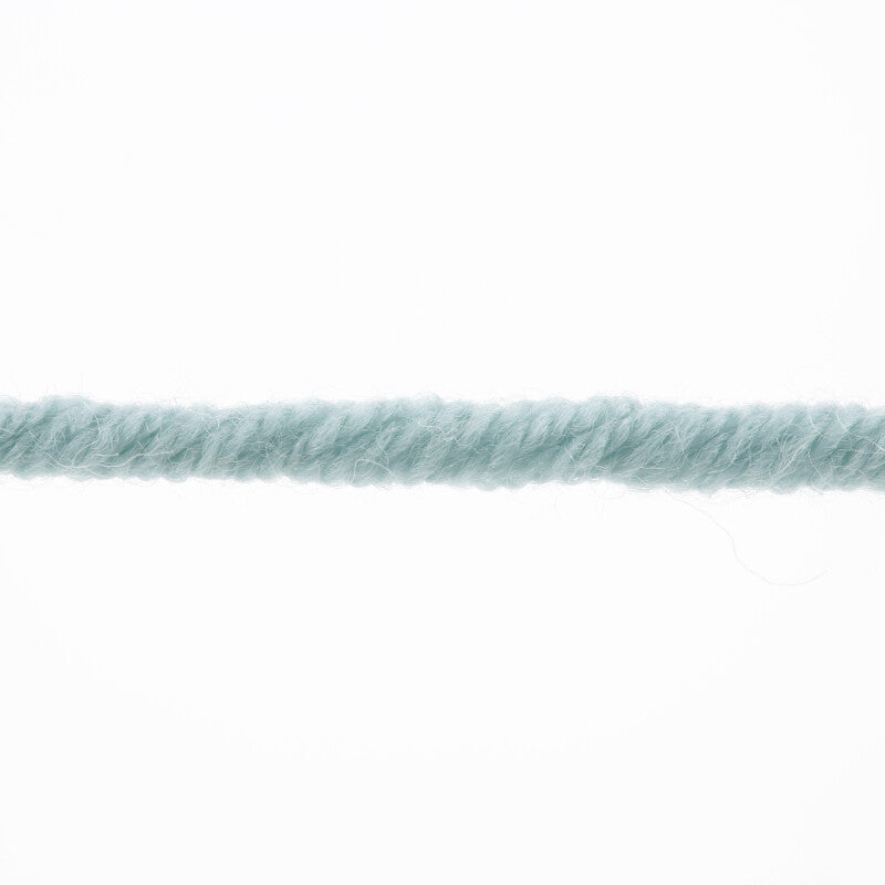 Lang Yarns Merino 70 – 50g / 70m – Dark Mint (0072) – yarn texture