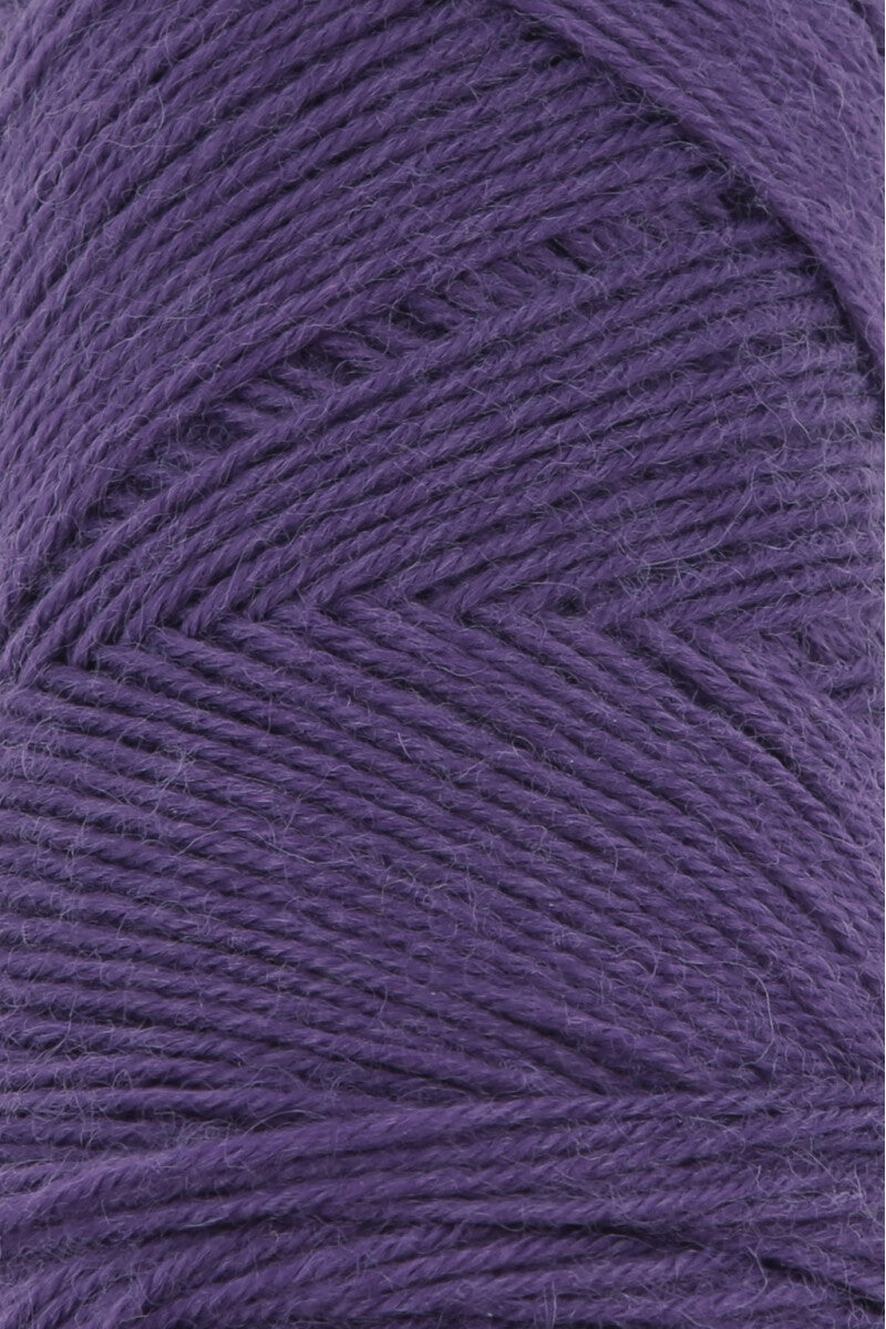 Lang Yarns Jawoll Yarn, 190m / 50g – Purple (0190), yarn texture