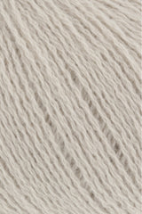 Lang Yarns Cashmere Lace – 25g / 165m – Sand (0096) – detail