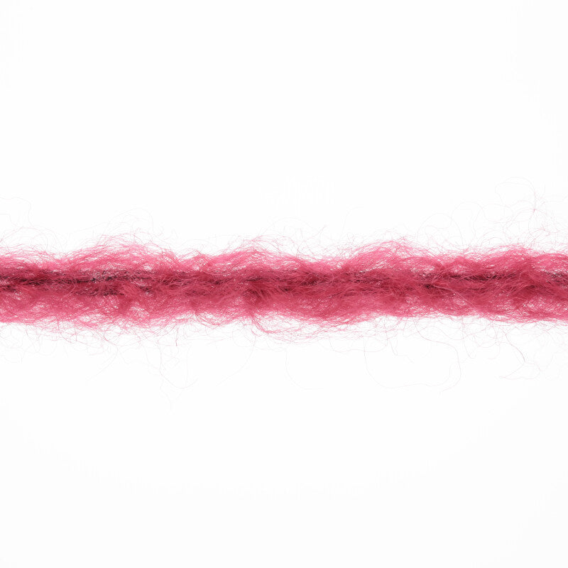 Lang Yarns Cashmere Light – 25g / 85m – Red (0061) – yarn texture