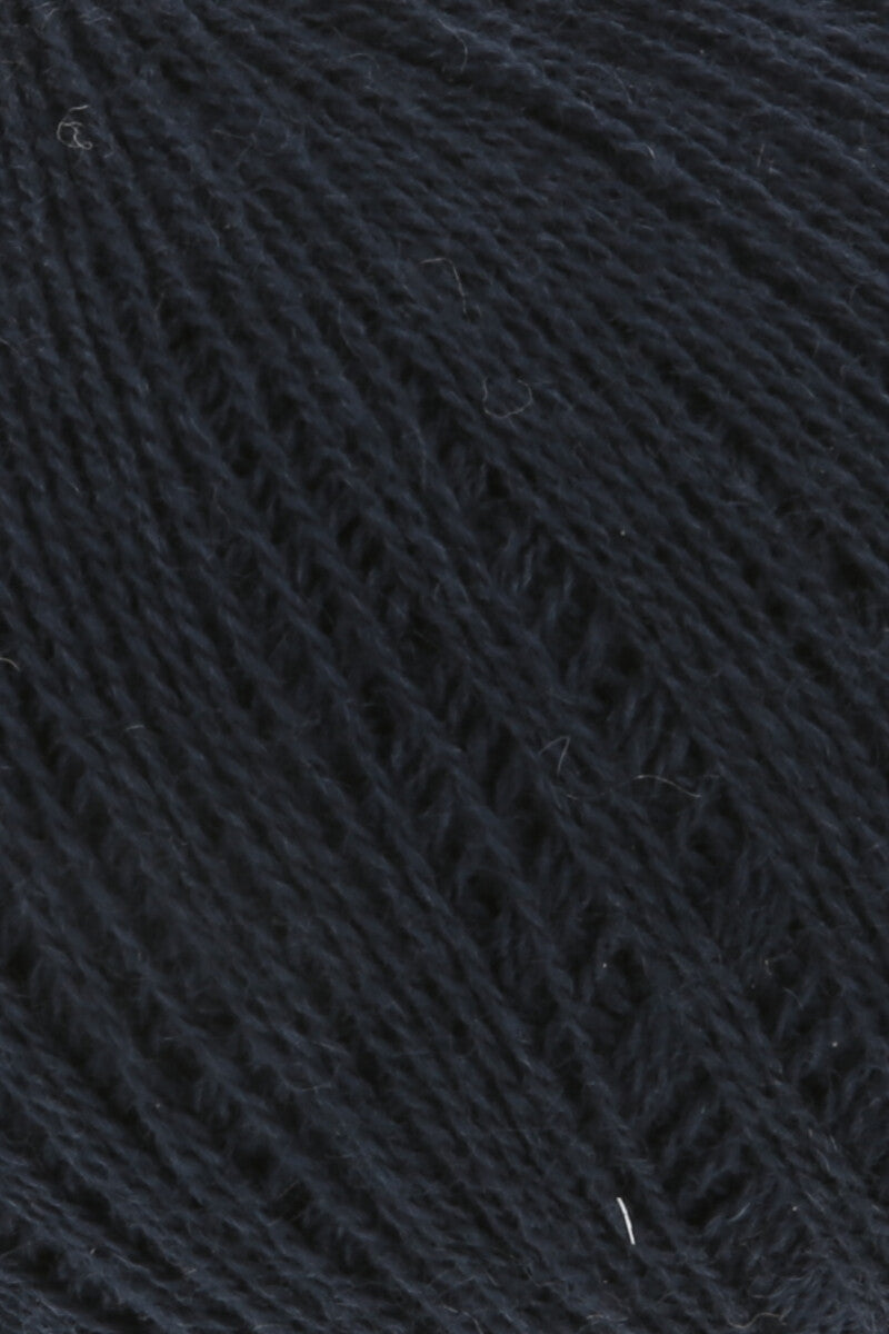 Lang Yarns Cashmere Extra Lace – 25g / 320m – Navy (0025) – detail