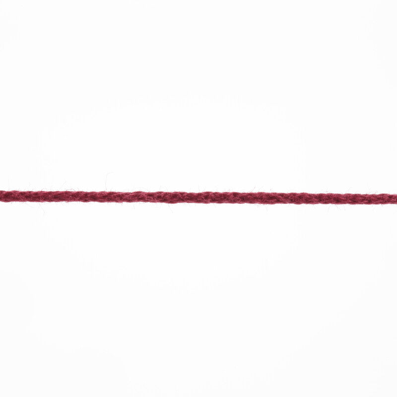 Lang Yarns Marisa – 100% Egyptian cotton yarn, 50g/210m – Red (0063) – yarn texture