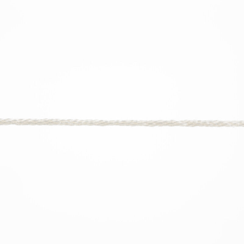 Lang Yarns Marisa – 100% Egyptian cotton yarn, 50g/210m – Panna (0094) – yarn texture