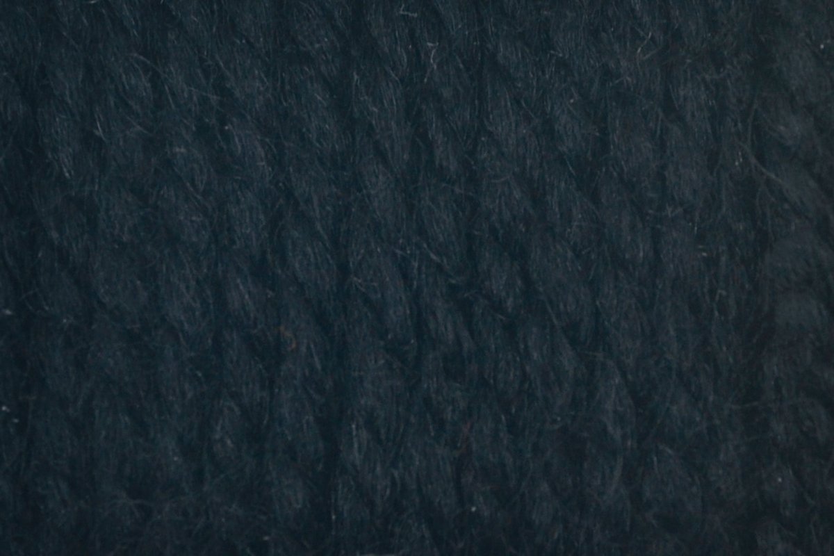 Círculo La Seda - Shimmering Acrylic - Wool Yarn (100g) - Leo Hobby